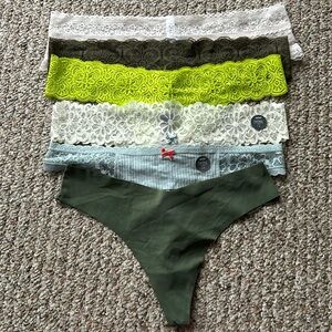 NWT 5 Aerie thongs and 1 Gap cheeky undie